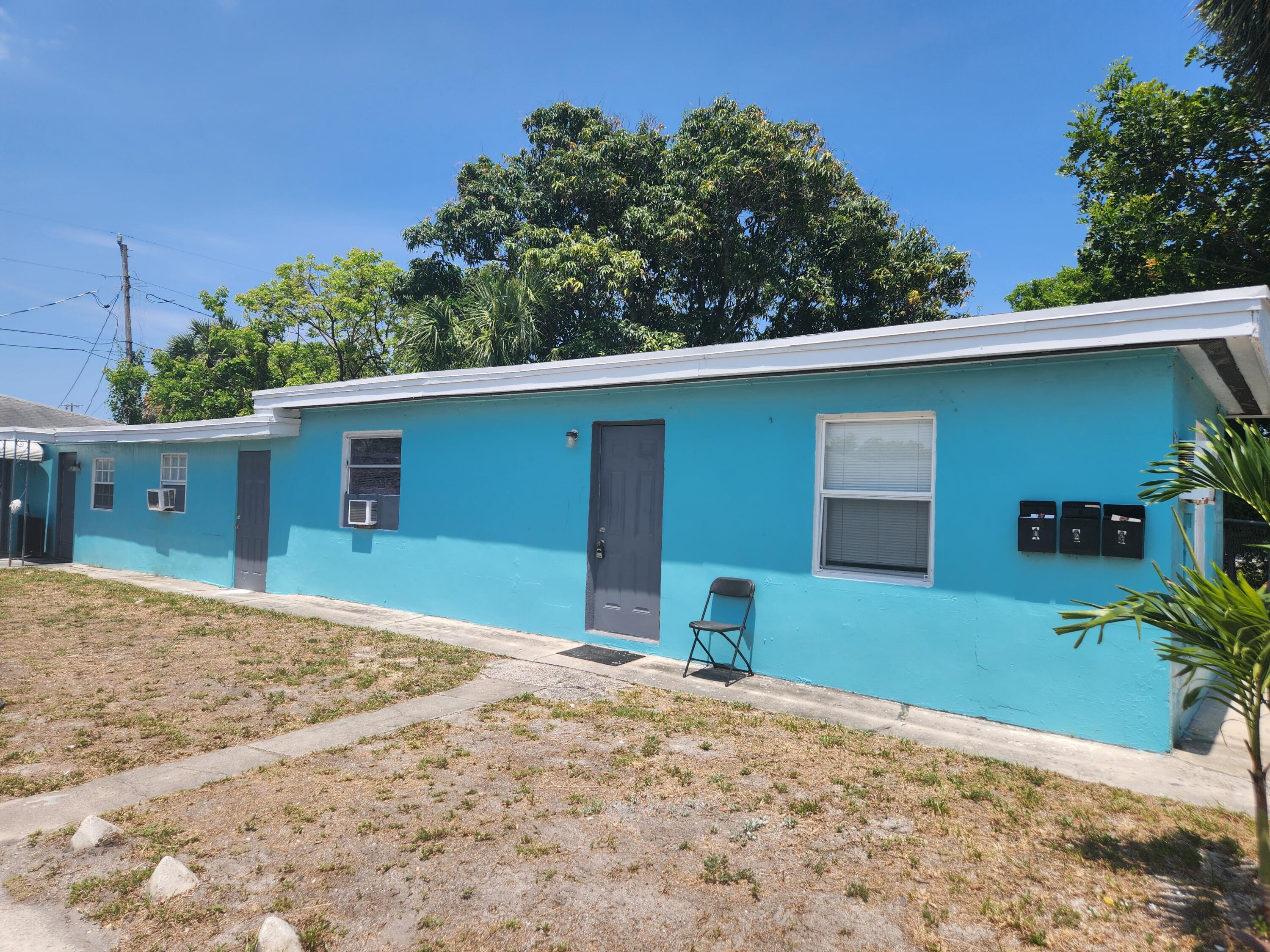 134 West 24th Street, Unit 3 Riviera Beach, FL 33404 - Photo 1 of 12 Front of Building
