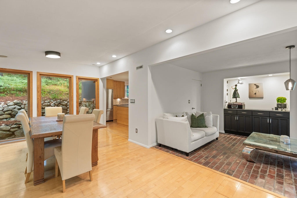 37 Alden Road Wayland, MA 01778 - Photo 23 of 42