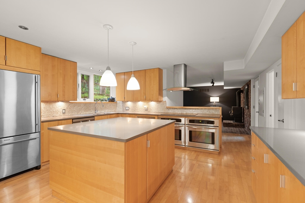 37 Alden Road Wayland, MA 01778 - Photo 25 of 42