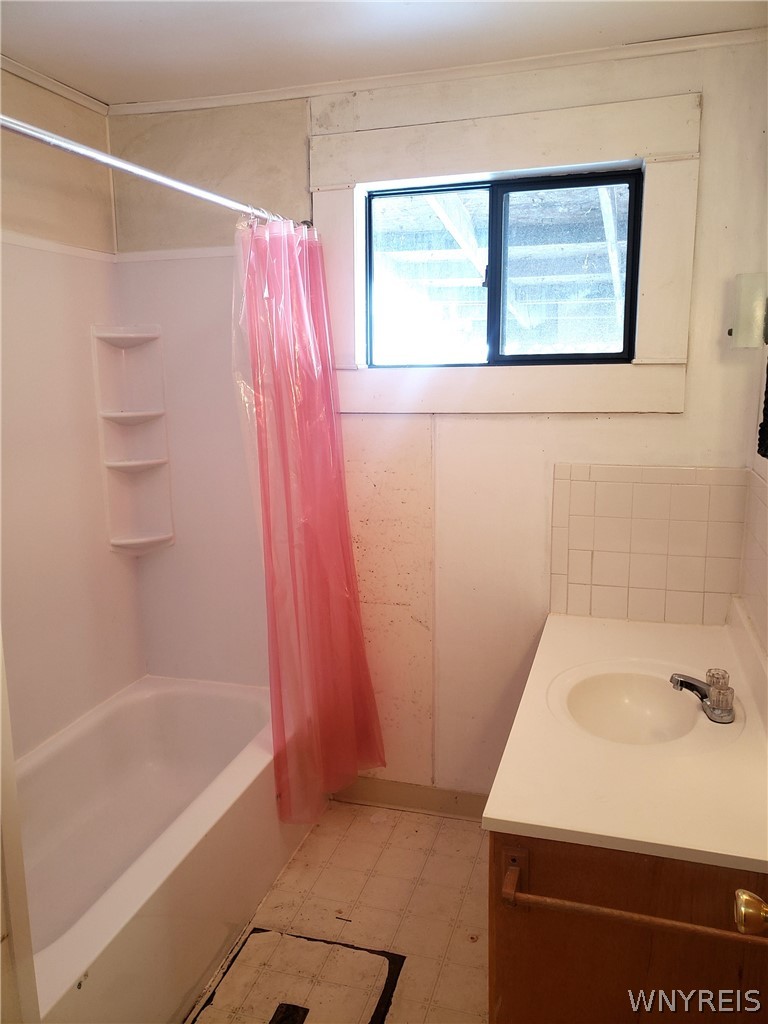 91 Springville Avenue Amherst, NY 14226 - Photo 7 of 12