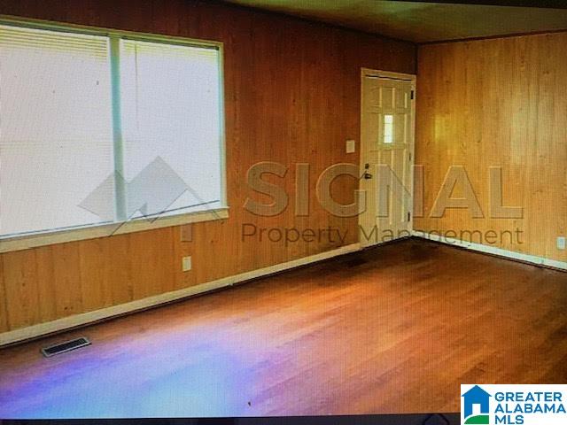 126 Woodward Road Birmingham, AL 35228 - Photo 3 of 8