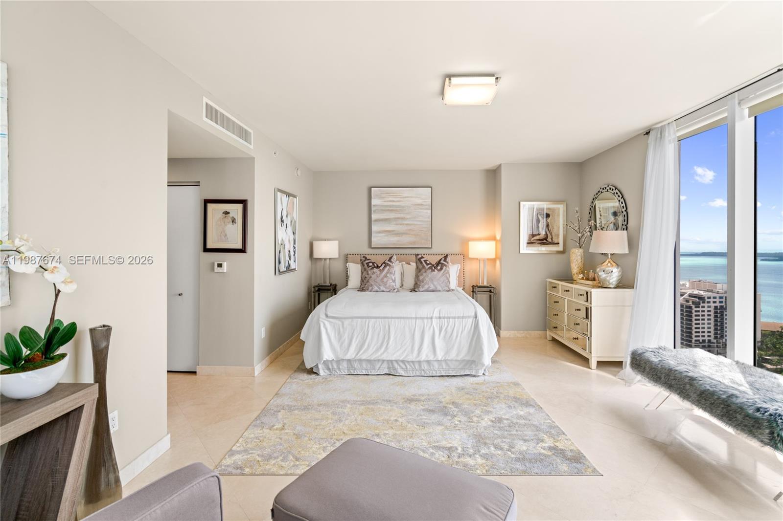 901 Brickell Key Boulevard, Unit 2804 Miami, FL 33131 - Photo 23 of 91