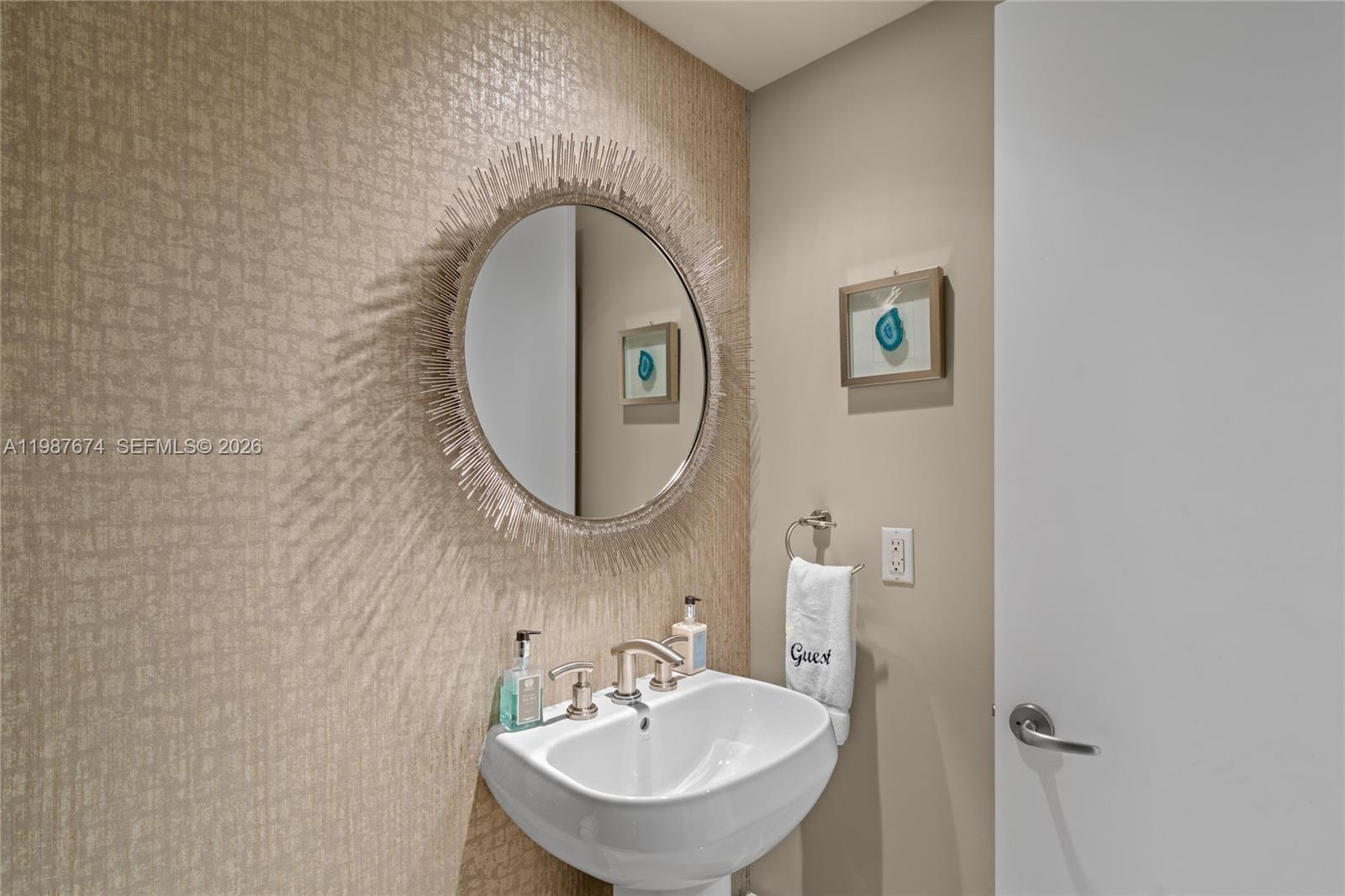901 Brickell Key Boulevard, Unit 2804 Miami, FL 33131 - Photo 58 of 91