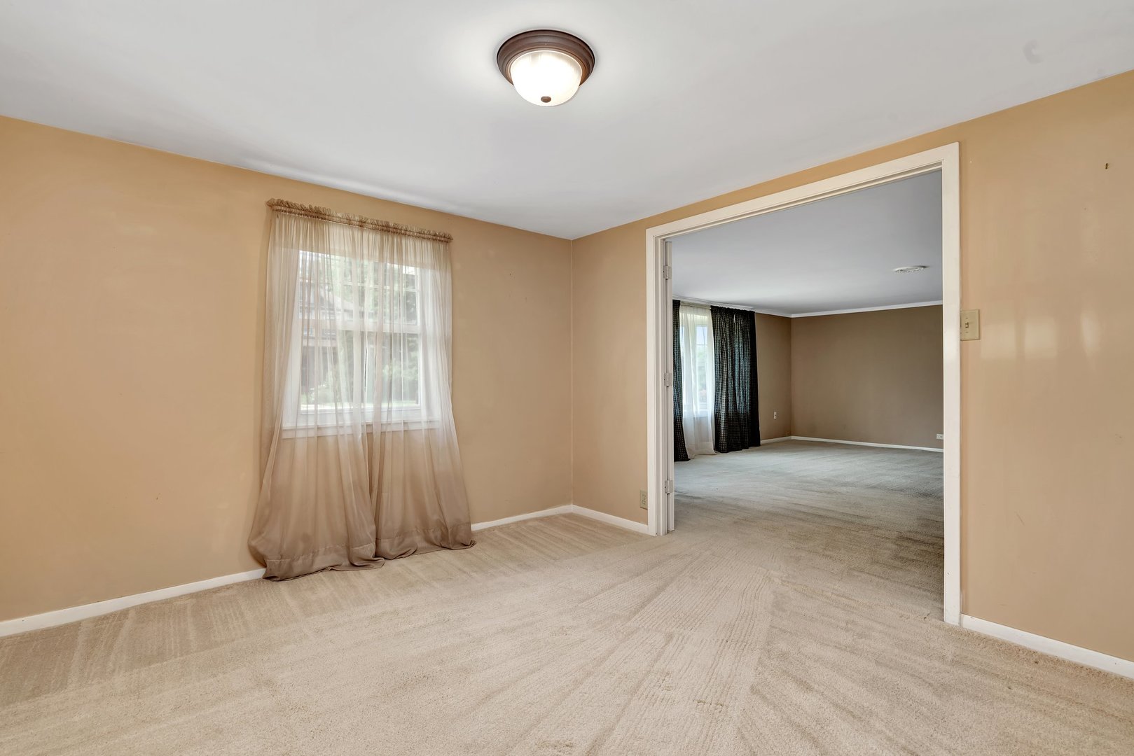 307 Bruce Road Lockport, IL 60441 - Photo 13 of 23 an empty room with windows and closet