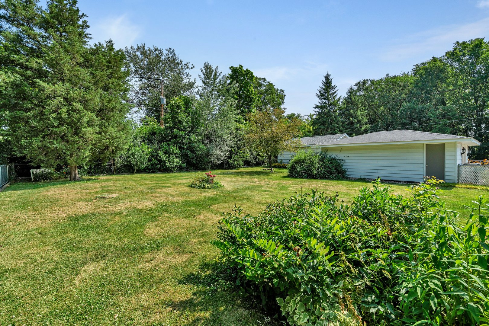 307 Bruce Road Lockport, IL 60441 - Photo 17 of 23 a view of a house with a yard