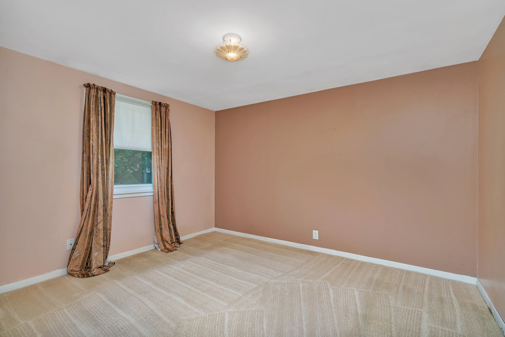 307 Bruce Road Lockport, IL 60441 - Photo 23 of 23 an empty room with a window