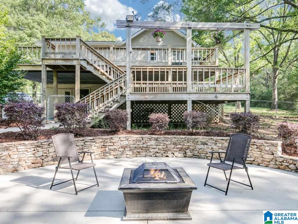 425 Joseph Street Bessemer, AL 35020 - Photo 2 of 34