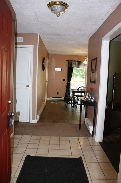 94 Larned Road Oxford, MA 01540 - Photo 3 of 20 Gallery Image 3
