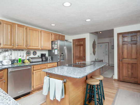 29 Mashnee Road Bourne, MA 02532 - Photo 16 of 50 29 Mashnee Rd Buzzards Bay MA-24