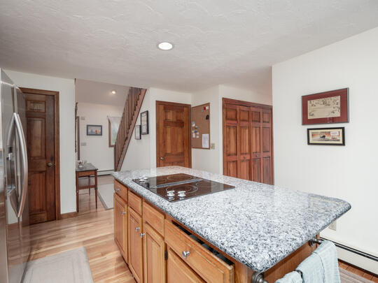 29 Mashnee Road Bourne, MA 02532 - Photo 19 of 50 29 Mashnee Rd Buzzards Bay MA-26