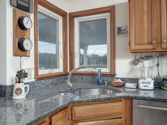 29 Mashnee Road Bourne, MA 02532 - Photo 20 of 50 29 Mashnee Rd Buzzards Bay MA-25