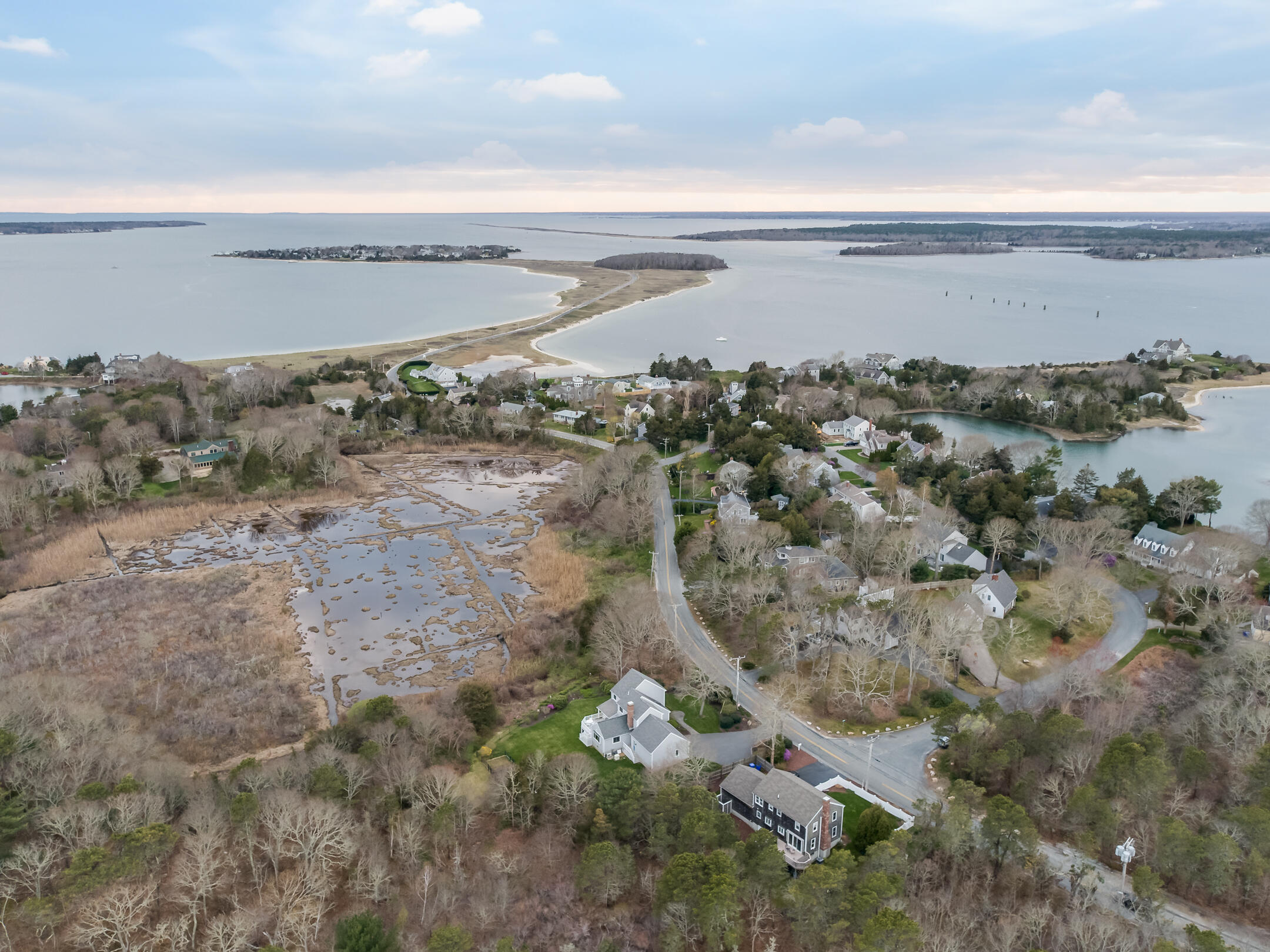 29 Mashnee Road Bourne, MA 02532 - Photo 4 of 50 29 Mashnee Rd Buzzards Bay MA-9