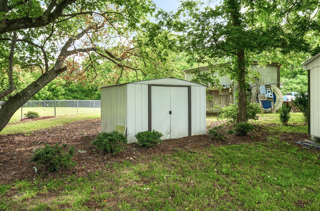 23345 Fairview Road Cape Charles, VA 23310 - Photo 44 of 65 Outdoor storage