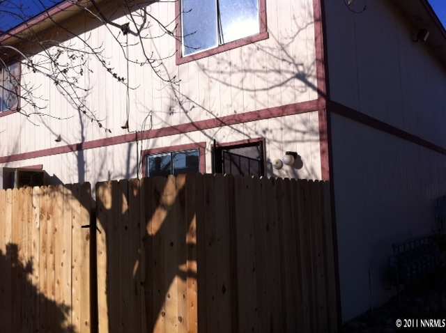 1422 East 9th Street, Unit 8 Reno, NV 89512 - Photo 2 of 8 a view of entryway