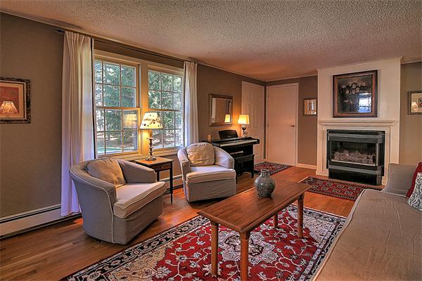 14 Boxford Road Topsfield, MA 01983 - Photo 10 of 30
