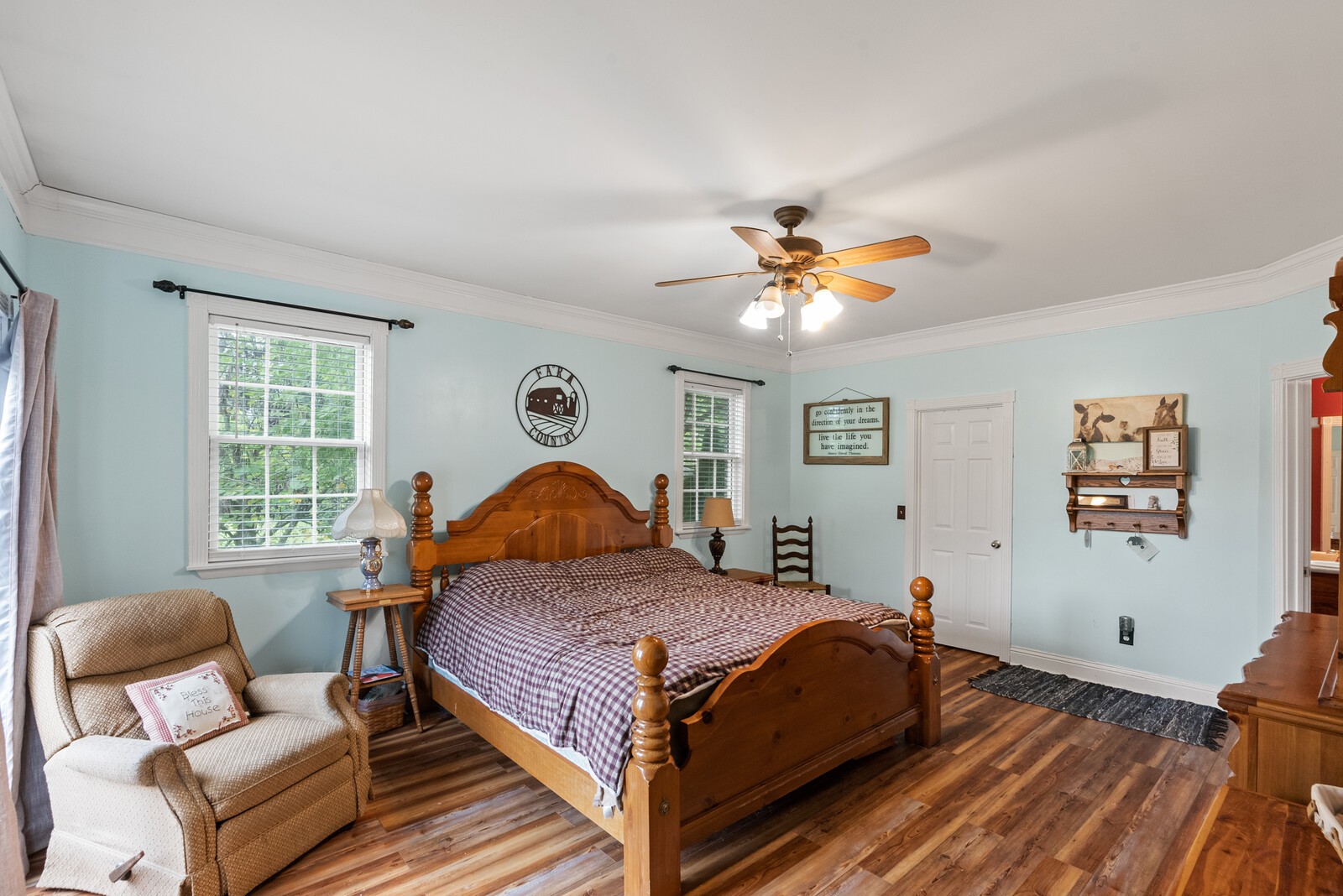7336 Chowning Road Springfield, TN 37172 - Photo 21 of 45 a bedroom with a bed and chair