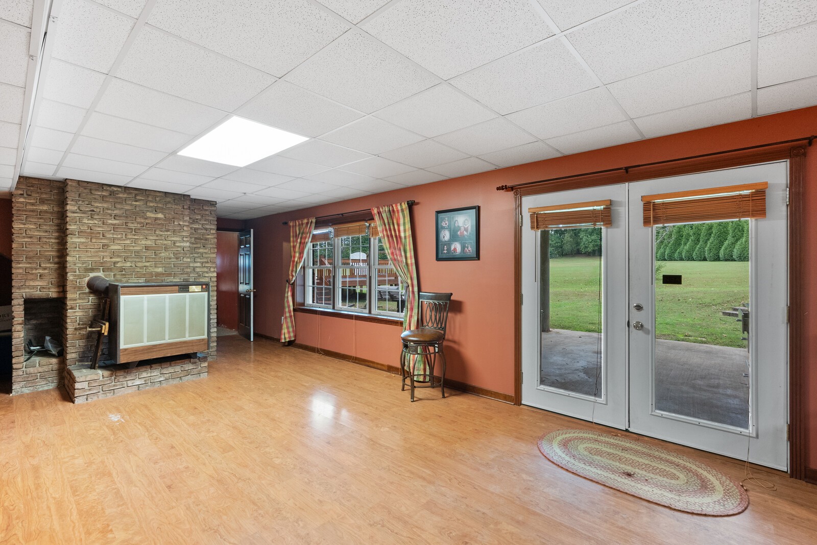 7336 Chowning Road Springfield, TN 37172 - Photo 35 of 45 a view of a livingroom with furniture and floor to ceiling window