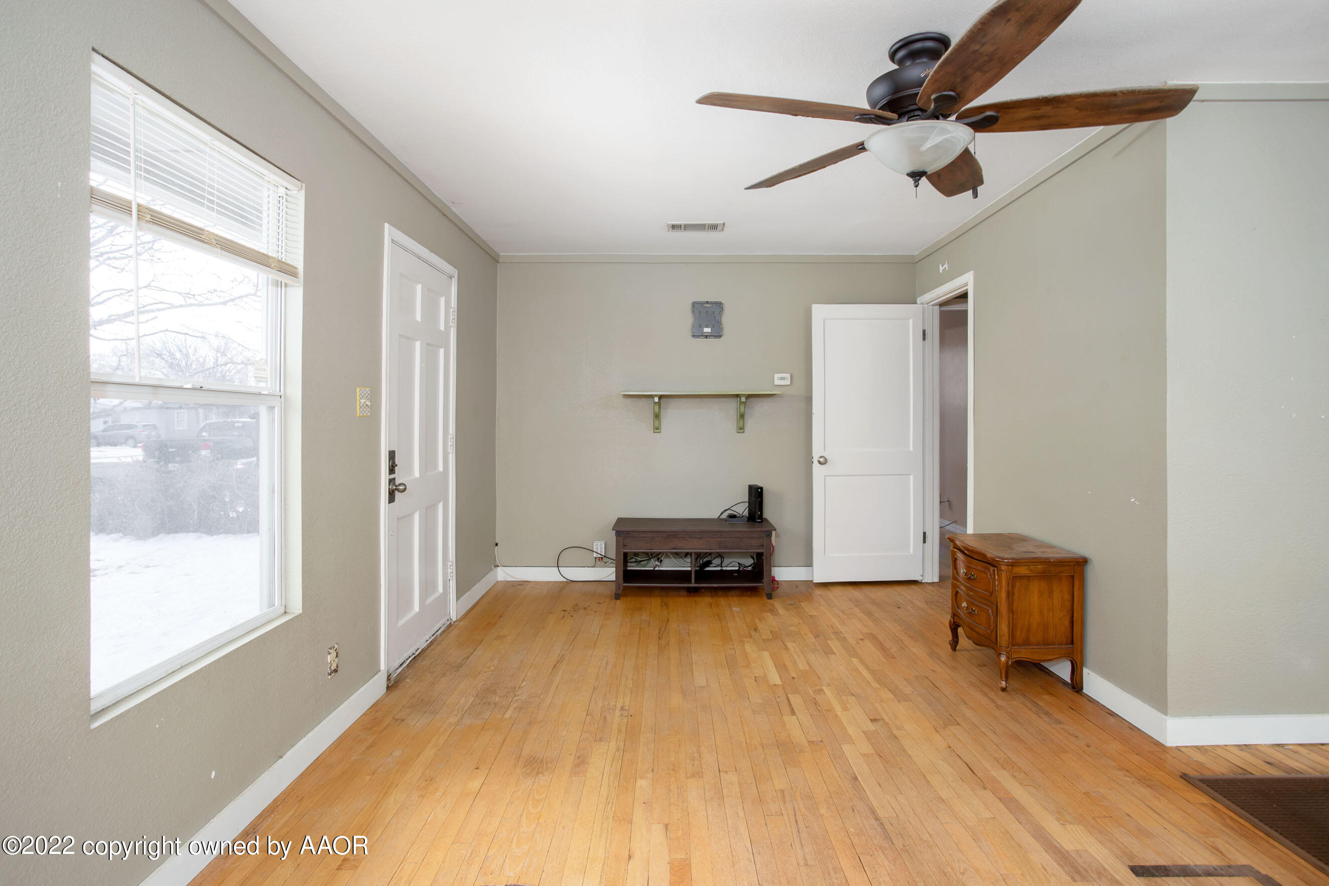 4104 South Hughes Street Amarillo, TX 79110 - Photo 5 of 17 5