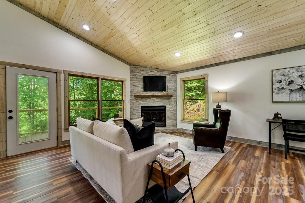 544 Stewart Road Otto, NC 28763 - Photo 14 of 46 Gallery Image 14