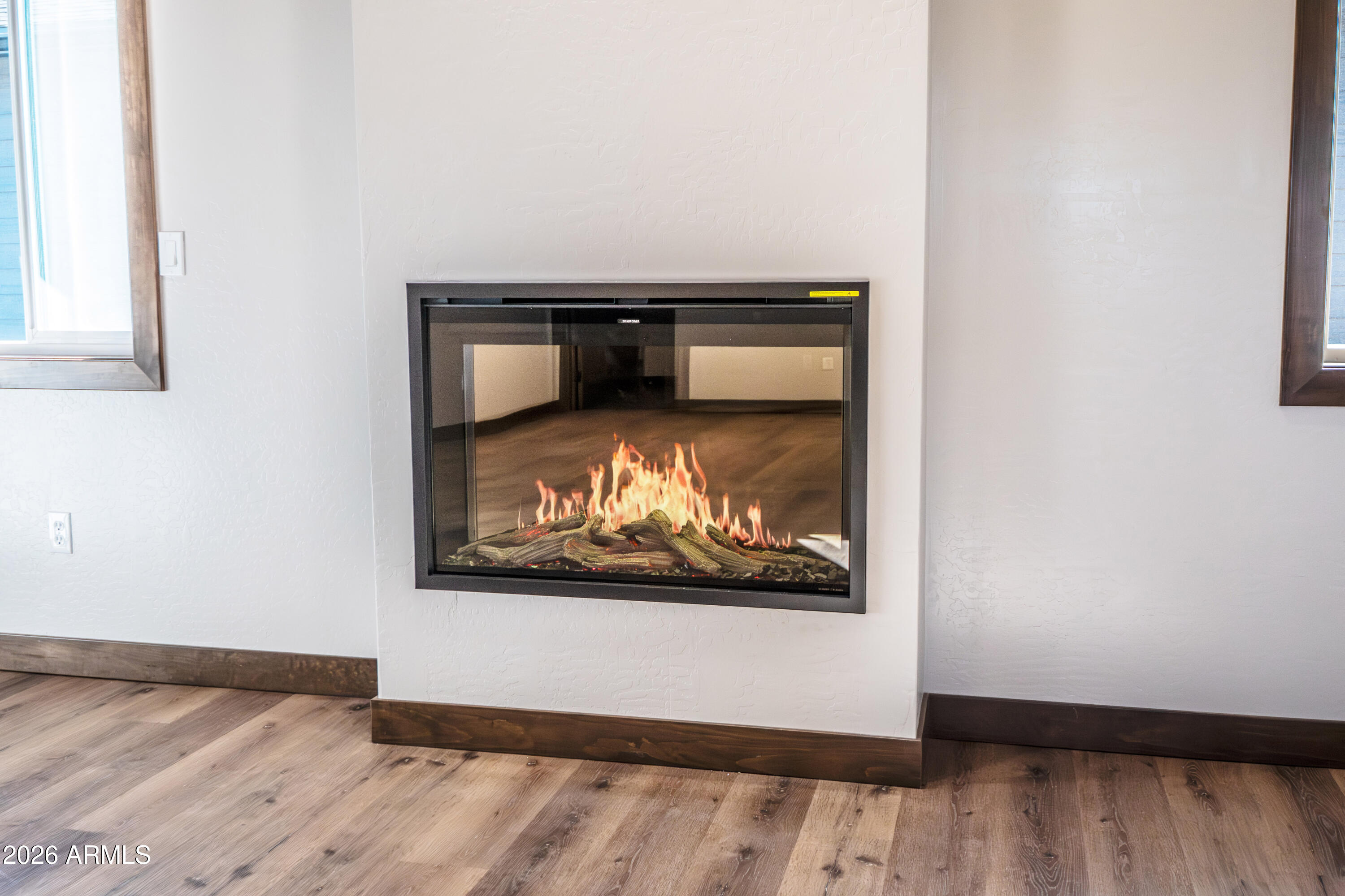 2021 East Rimstone Drive Show Low, AZ 85901 - Photo 17 of 38 fireplace