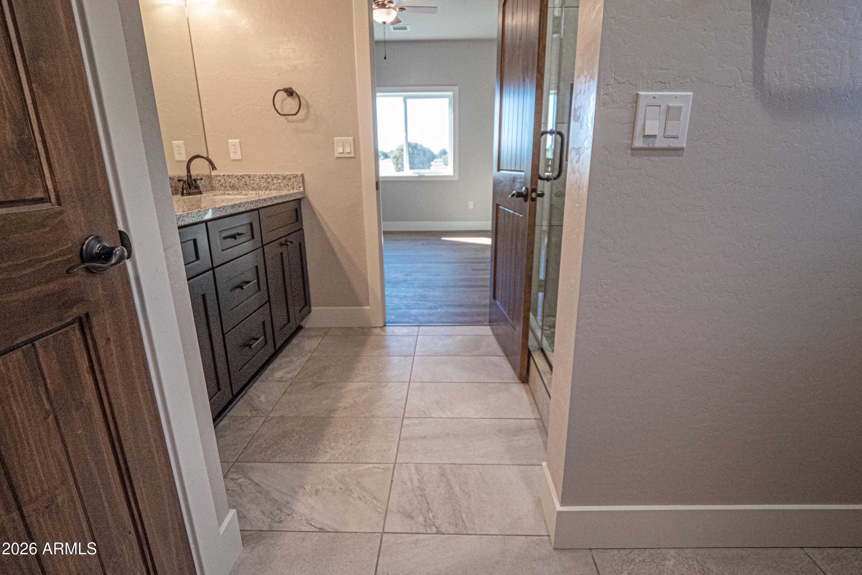2021 East Rimstone Drive Show Low, AZ 85901 - Photo 25 of 38 bath1_2