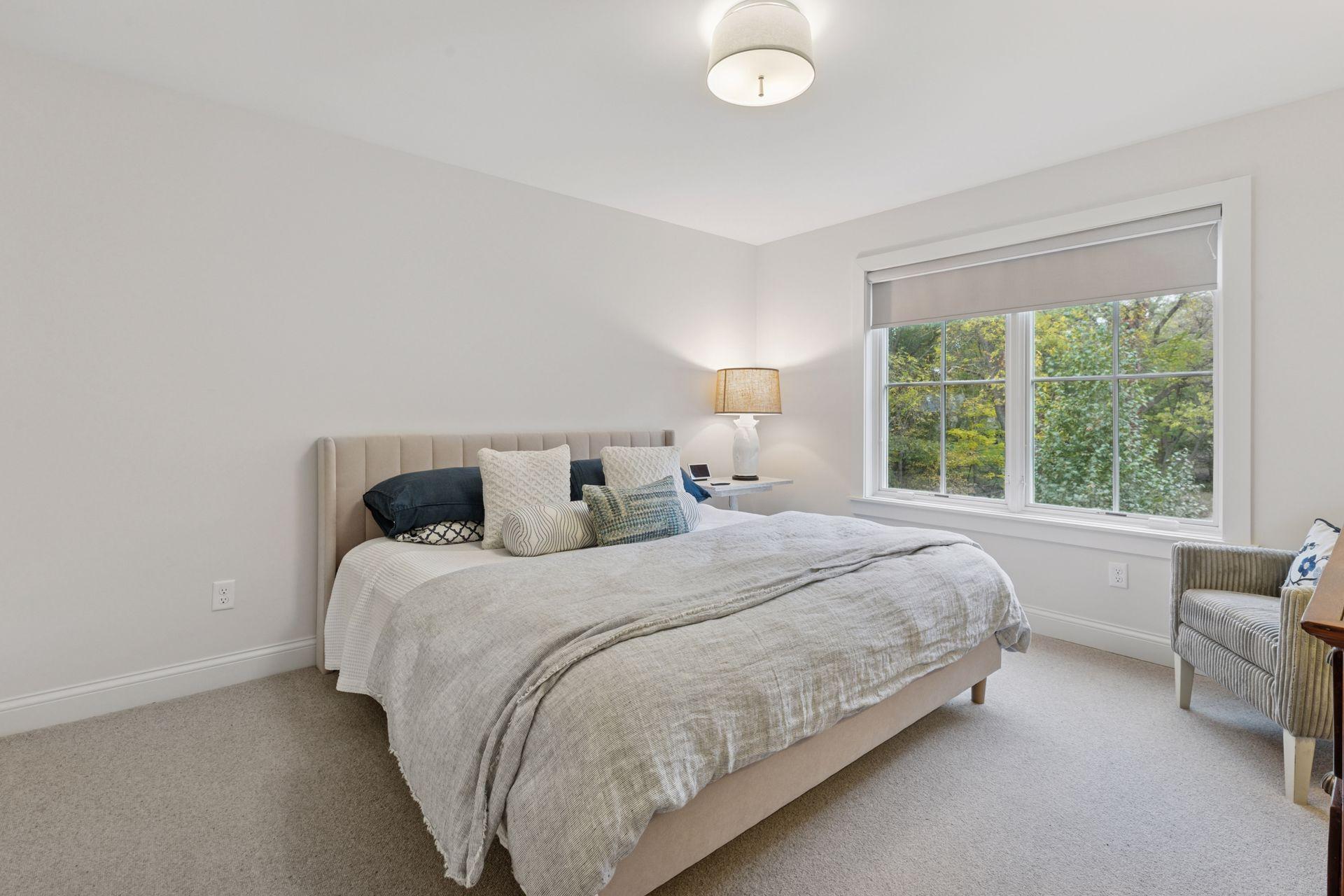 19020 Minnetonka Boulevard Deephaven, MN 55391 - Photo 19 of 34