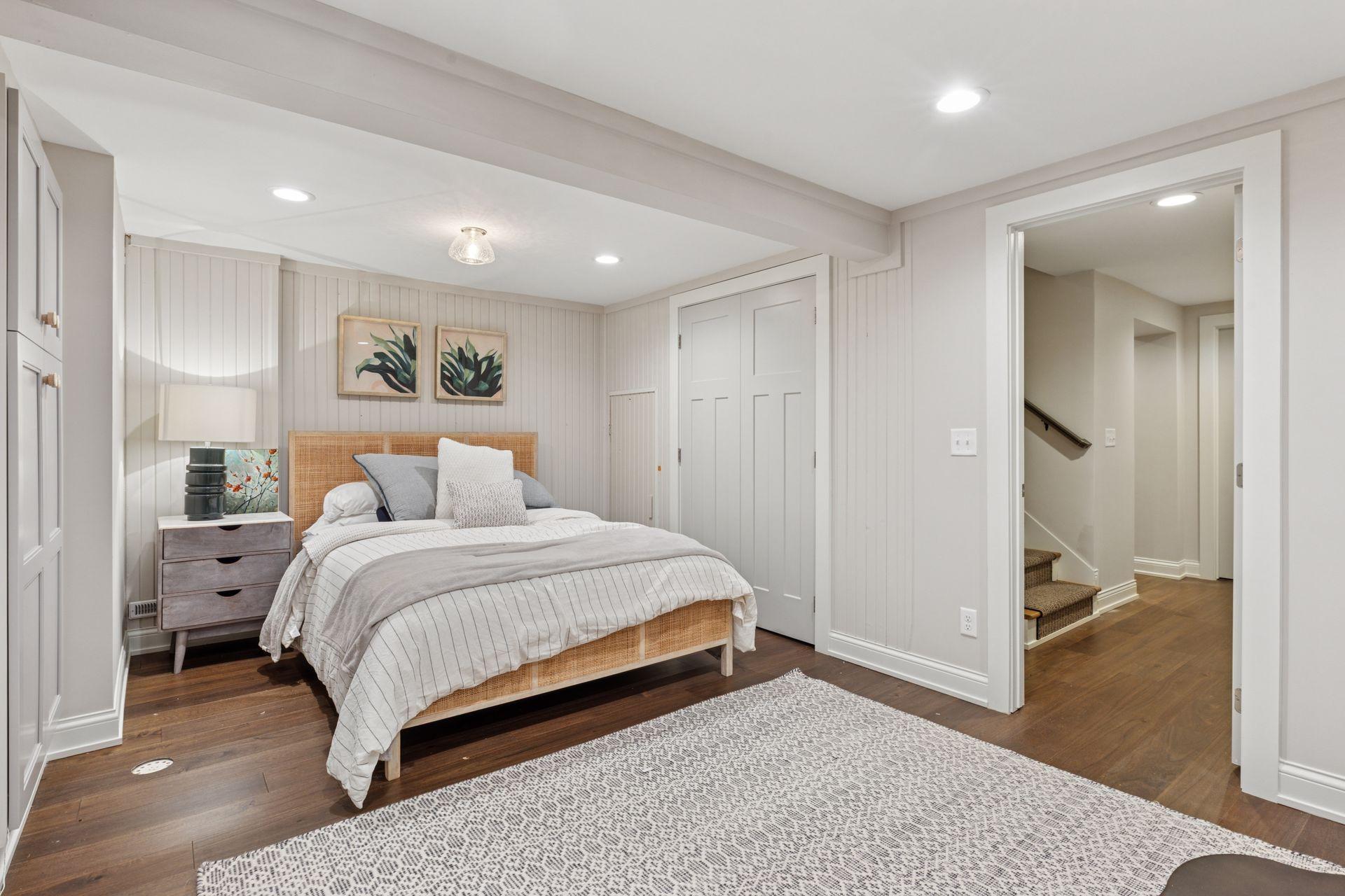 19020 Minnetonka Boulevard Deephaven, MN 55391 - Photo 23 of 34