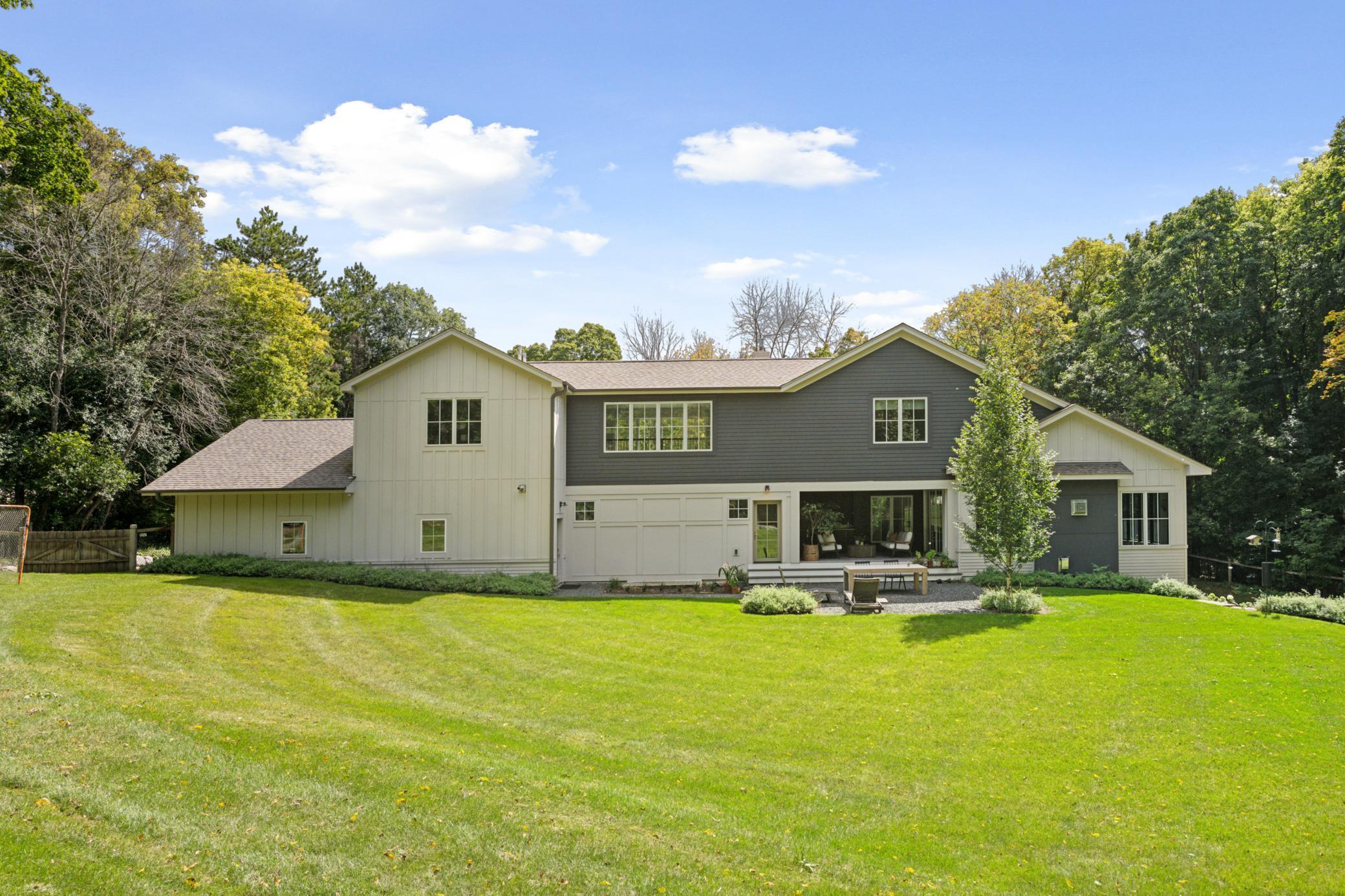 19020 Minnetonka Boulevard Deephaven, MN 55391 - Photo 30 of 34