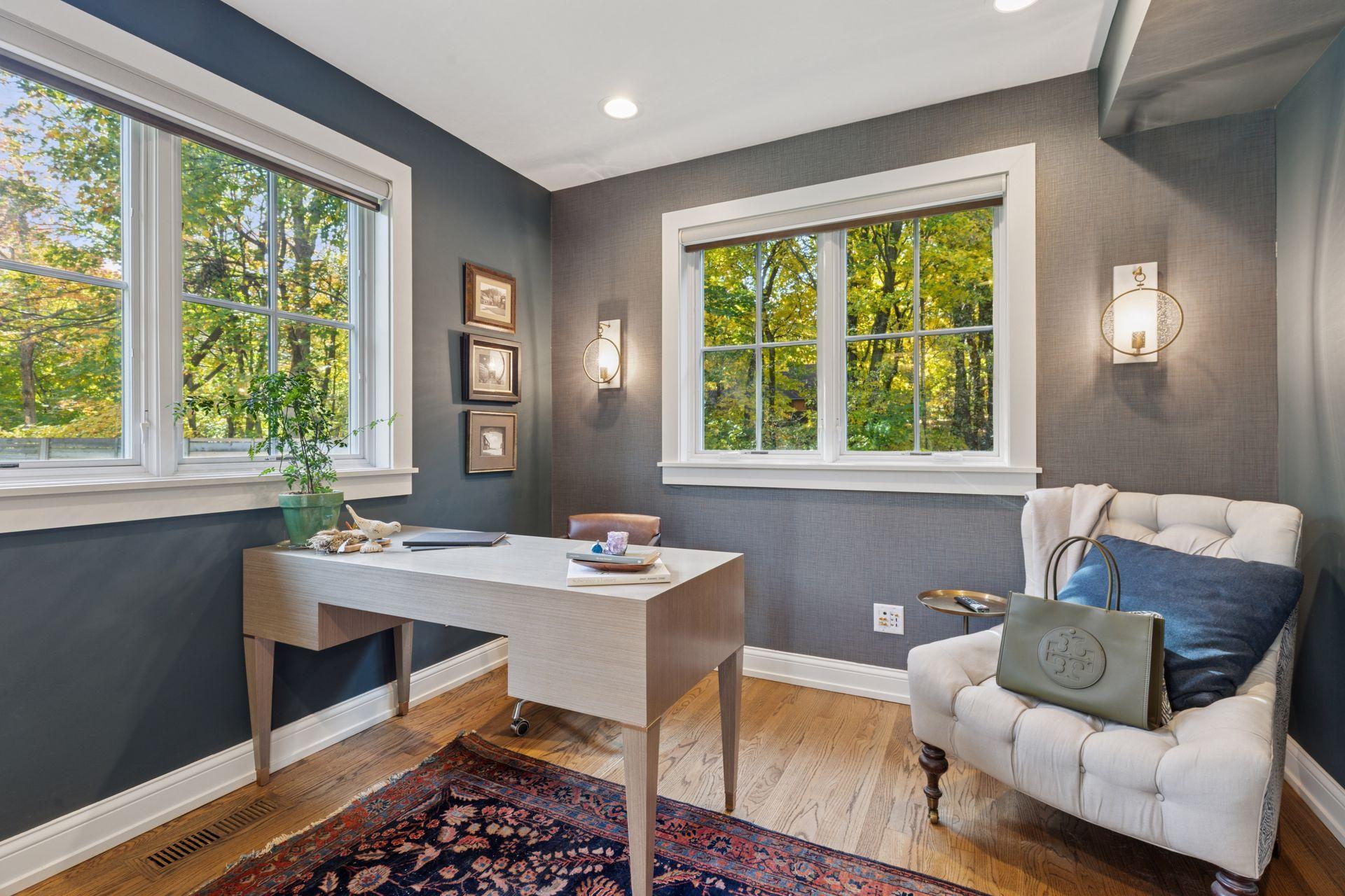 19020 Minnetonka Boulevard Deephaven, MN 55391 - Photo 3 of 34