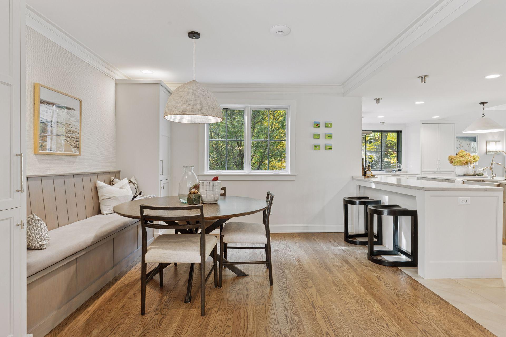 19020 Minnetonka Boulevard Deephaven, MN 55391 - Photo 5 of 34