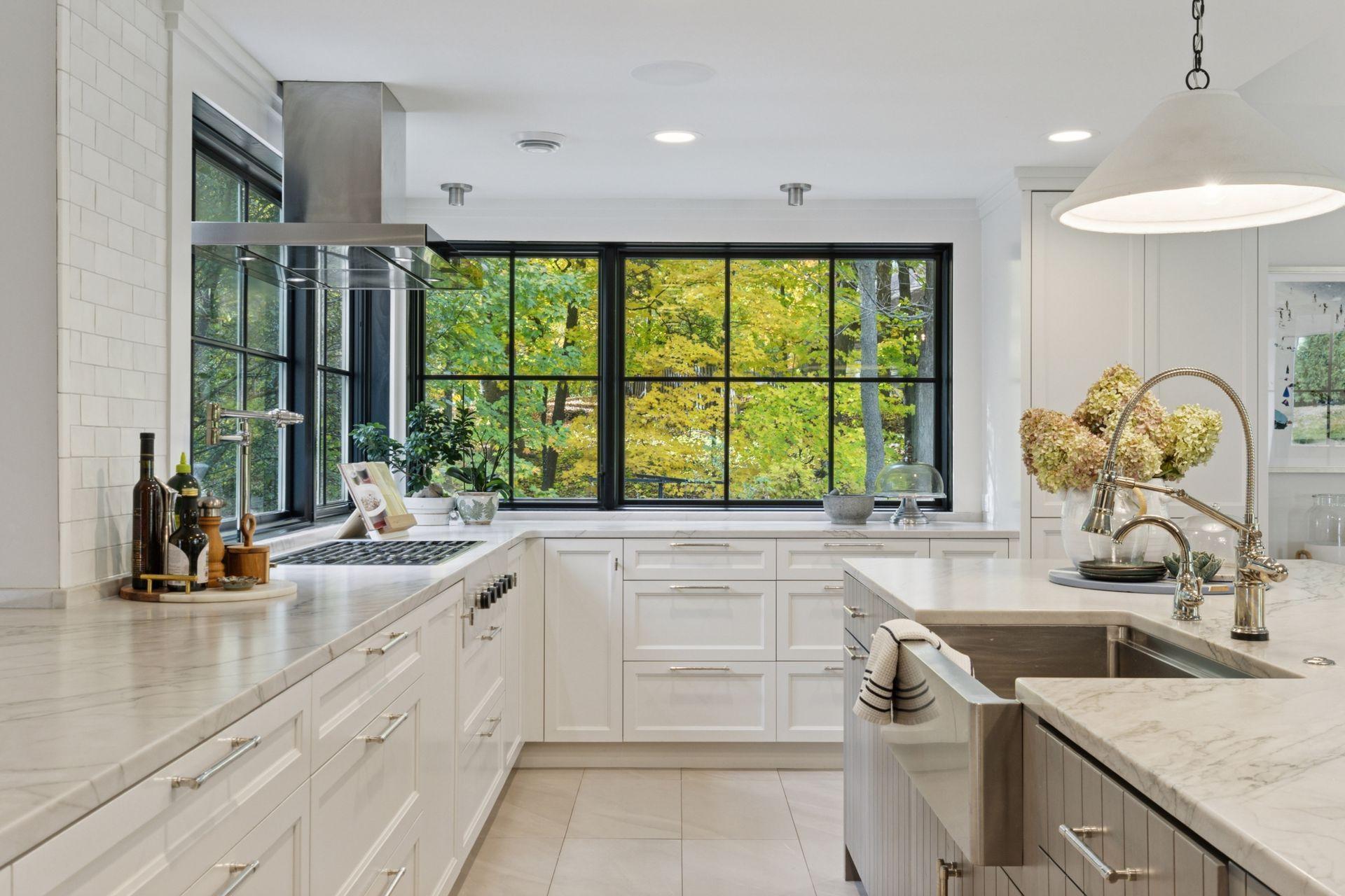 19020 Minnetonka Boulevard Deephaven, MN 55391 - Photo 8 of 34