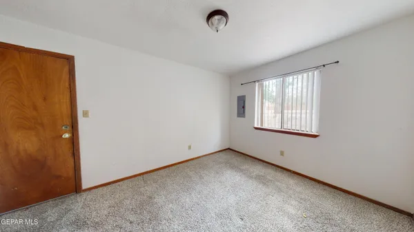 $170,000 | 1633 Ebony Avenue, Las Cruces, NM 88001