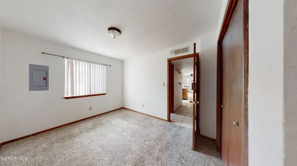 $170,000 | 1633 Ebony Avenue, Las Cruces, NM 88001