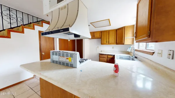$170,000 | 1633 Ebony Avenue, Las Cruces, NM 88001