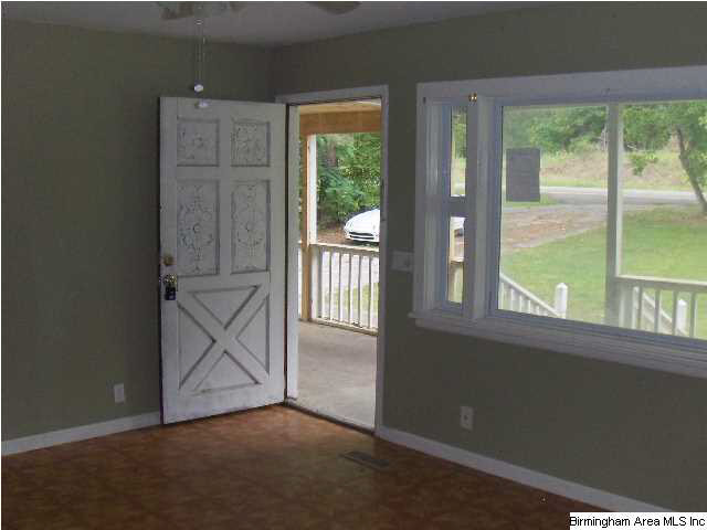 2098 Warrior Jasper Road Warrior, AL 35180 - Photo 3 of 14