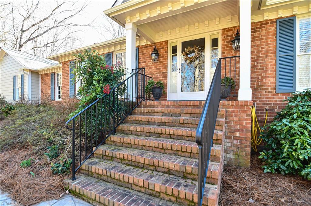 4921 Hackamore Road Greensboro, NC 27410 - Photo 2 of 30