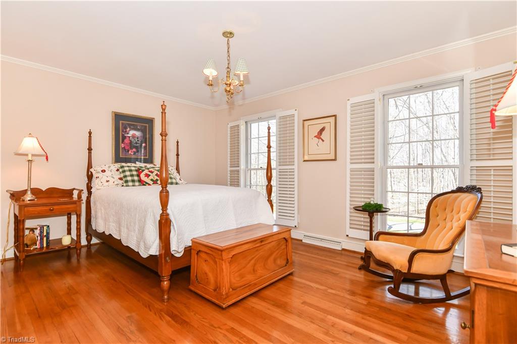 4921 Hackamore Road Greensboro, NC 27410 - Photo 12 of 30