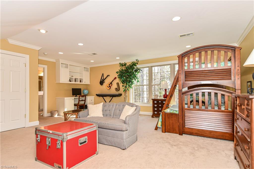 4921 Hackamore Road Greensboro, NC 27410 - Photo 15 of 30