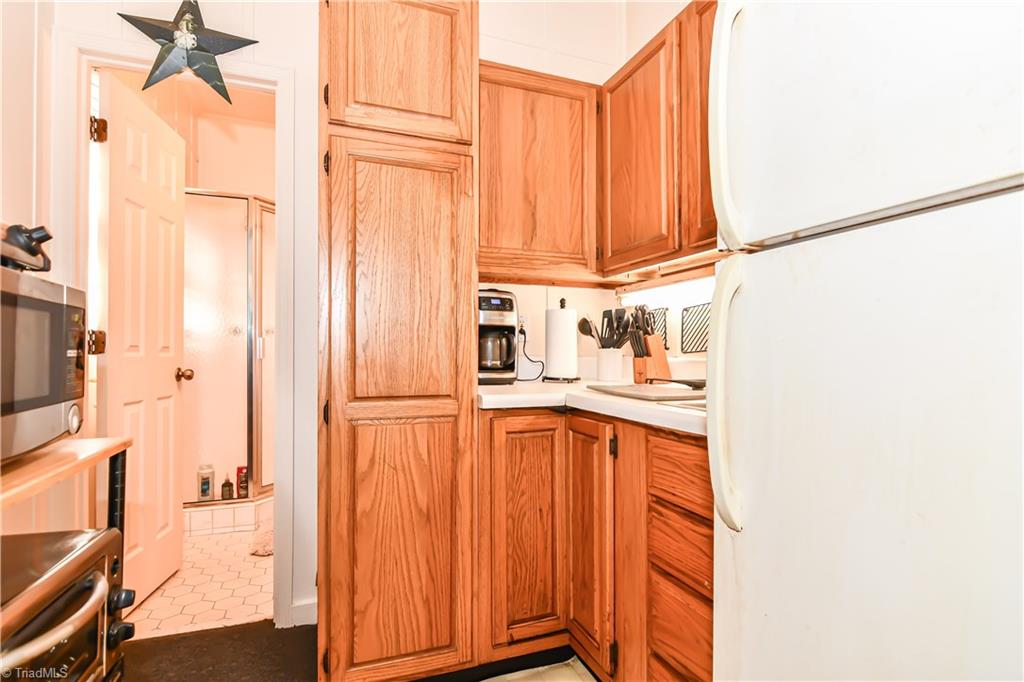 4921 Hackamore Road Greensboro, NC 27410 - Photo 22 of 30