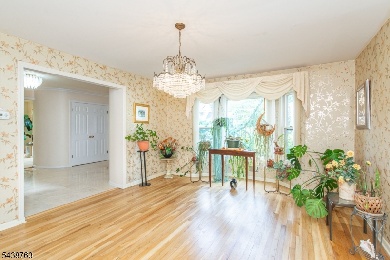 9 Puddingstone Way Florham Park, NJ 07932 - Photo 11 of 42
