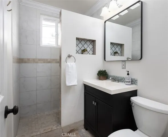 $2,449,900 | 269 Cecil Place, Costa Mesa, CA 92627