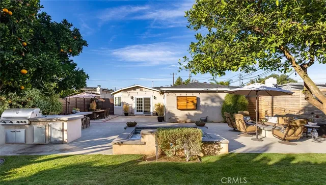 $2,449,900 | 269 Cecil Place, Costa Mesa, CA 92627