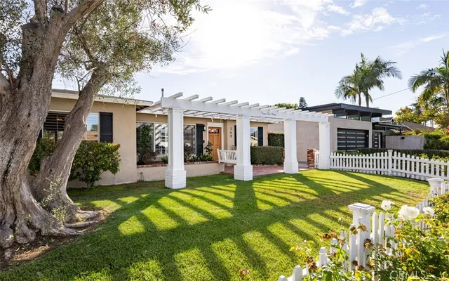 $2,449,900 | 269 Cecil Place, Costa Mesa, CA 92627