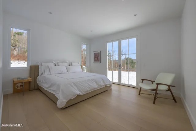 $3,850,000 | 21 A Interlaken Road, Stockbridge, MA 01266