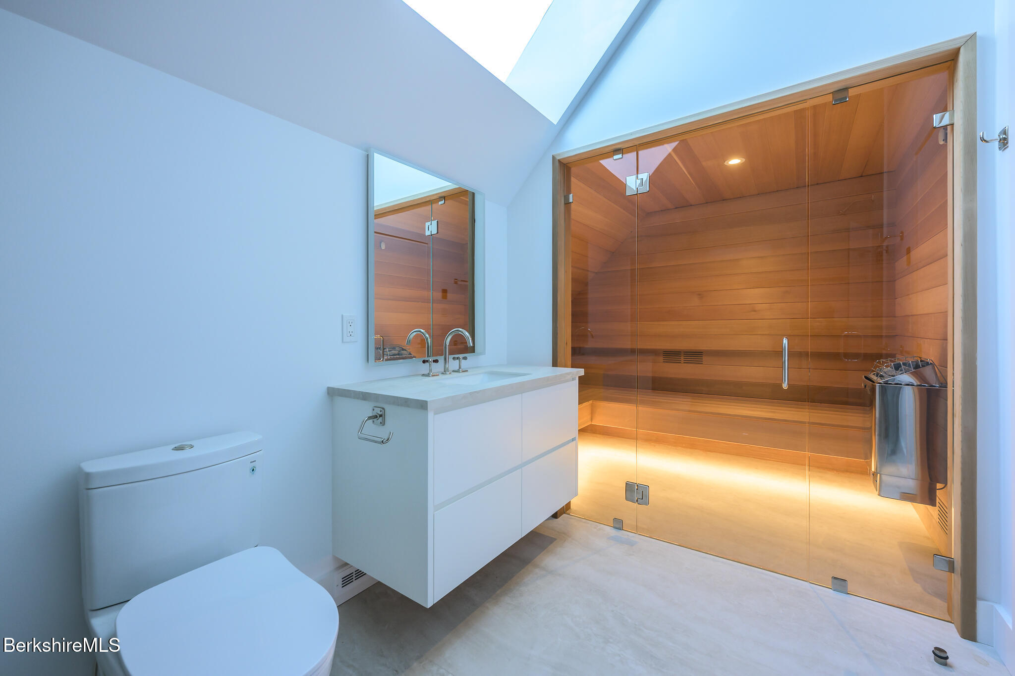 21 A Interlaken Road Stockbridge, MA 01266 - Photo 31 of 43 2nd Floor Full Bath