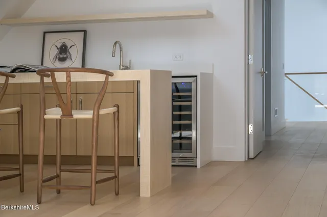 $3,850,000 | 21 A Interlaken Road, Stockbridge, MA 01266