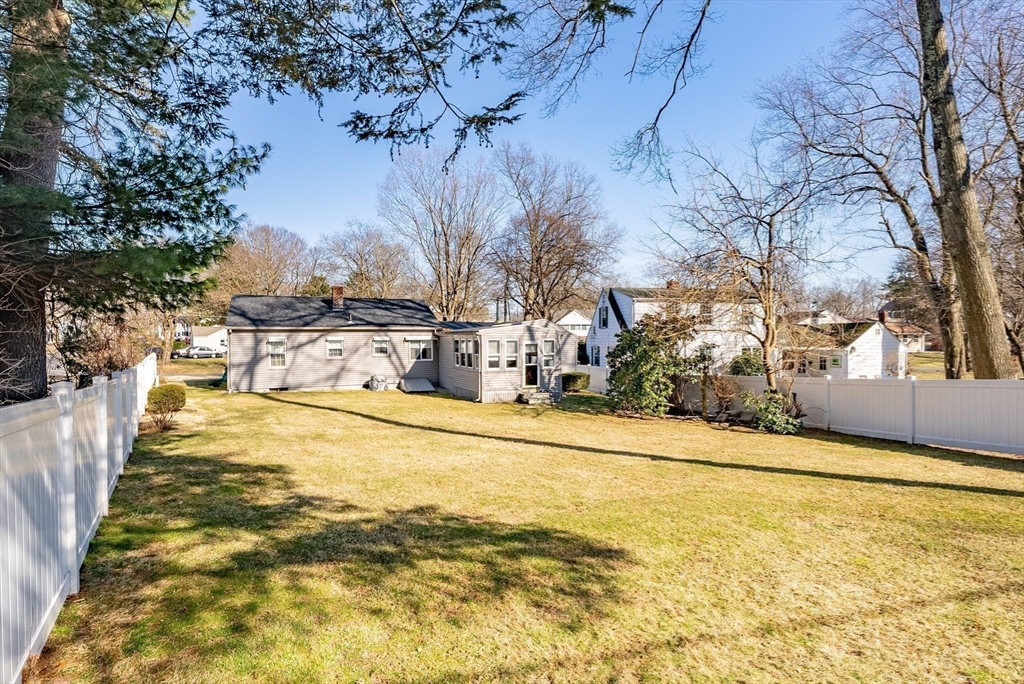120 Welland Road Springfield, MA 01151 - Photo 33 of 36 a view of yard with trees