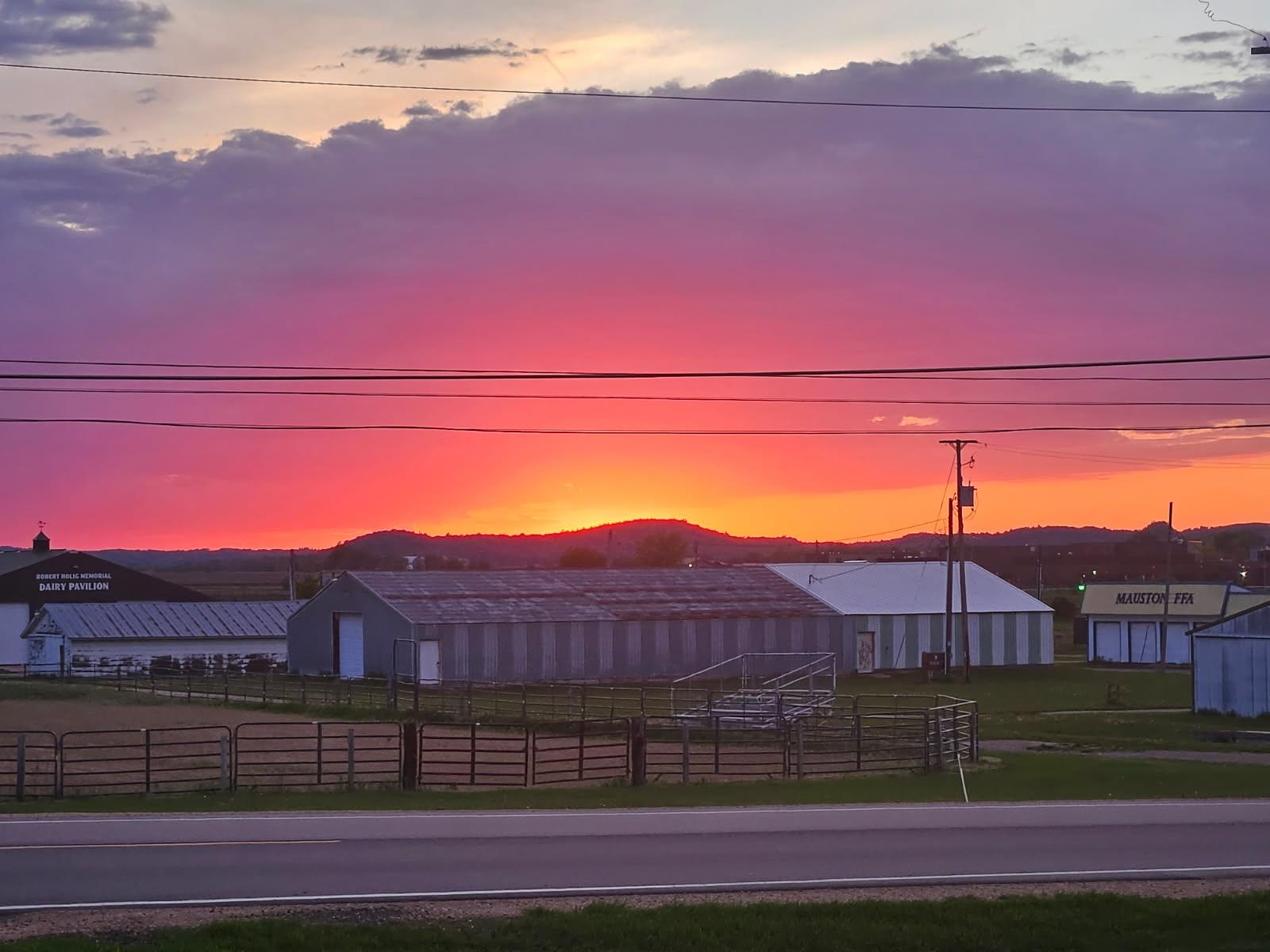 1100 Division Street Mauston, WI 53948 - Photo 5 of 60