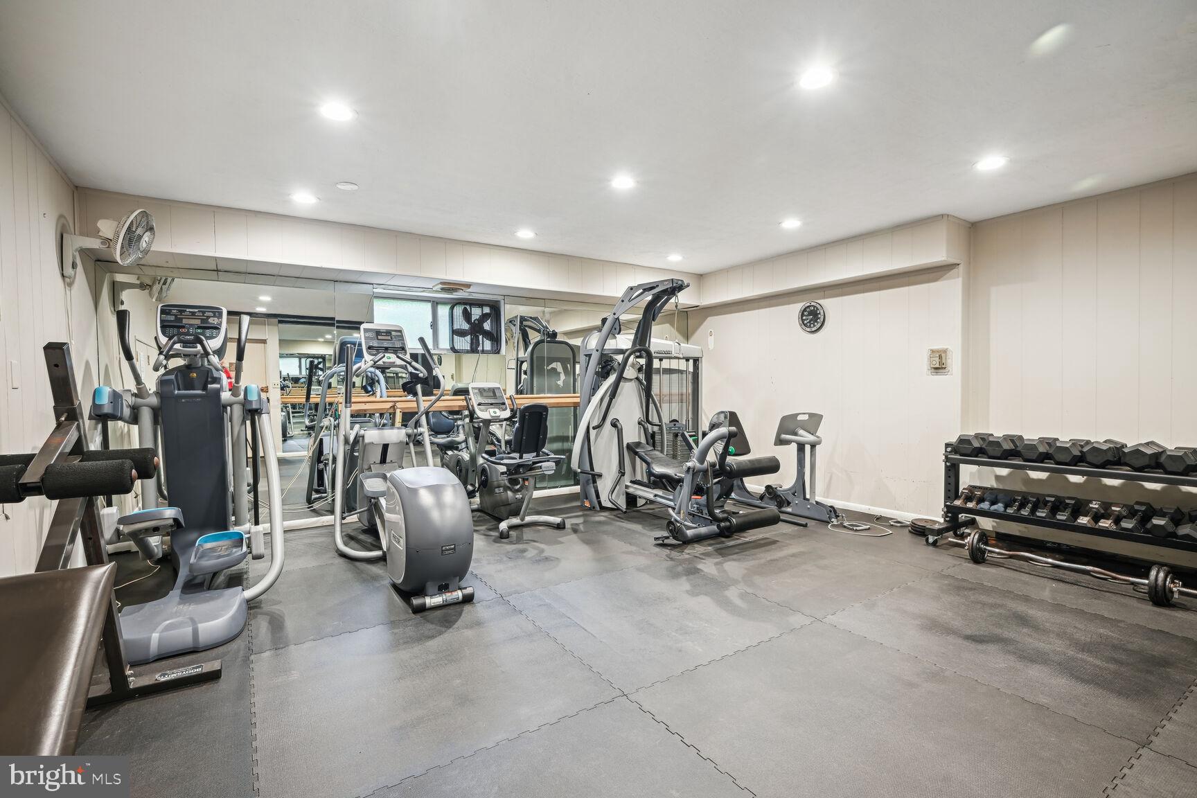 3900 Tunlaw Road Northwest, Unit 604 Washington, DC 20007 - Photo 23 of 37 Fitness center.