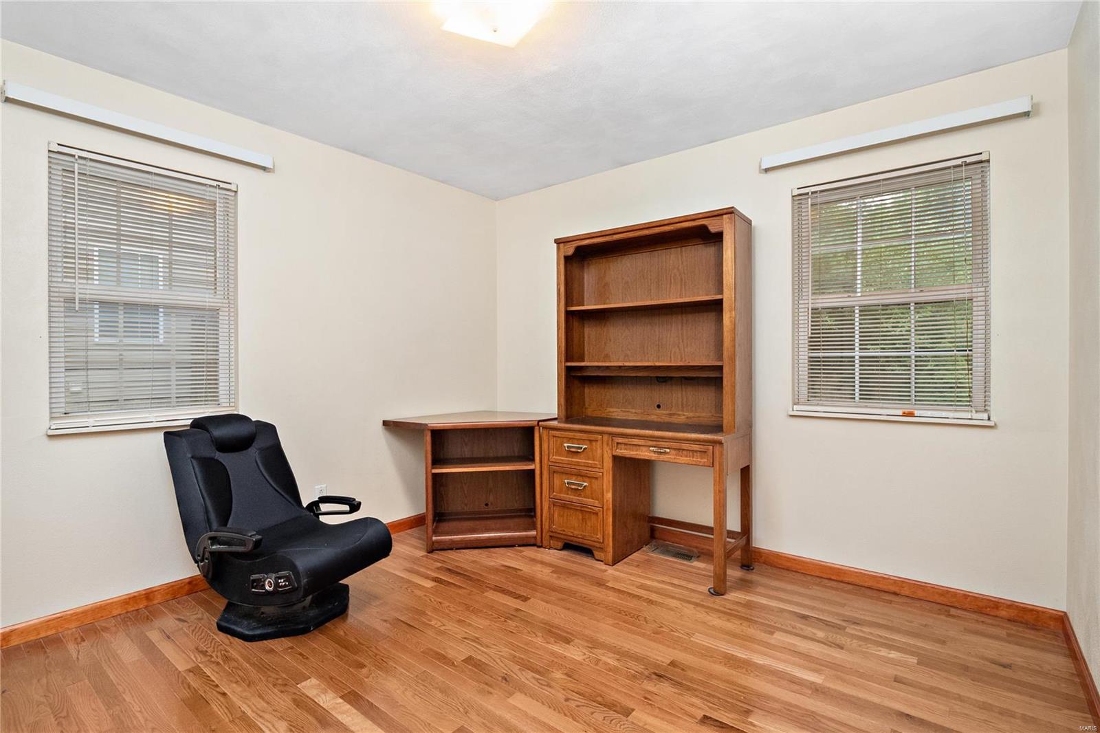 712 South Library Street Waterloo, IL 62298 - Photo 18 of 40